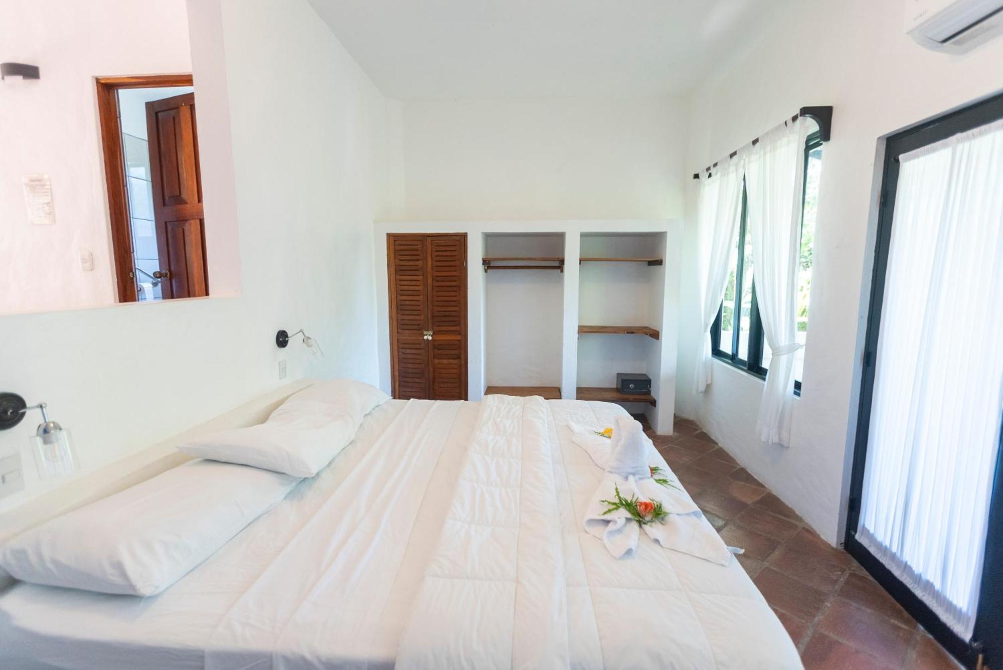 Condiminium Villas Mymosa Manuel Antonio Eksteriør bilde